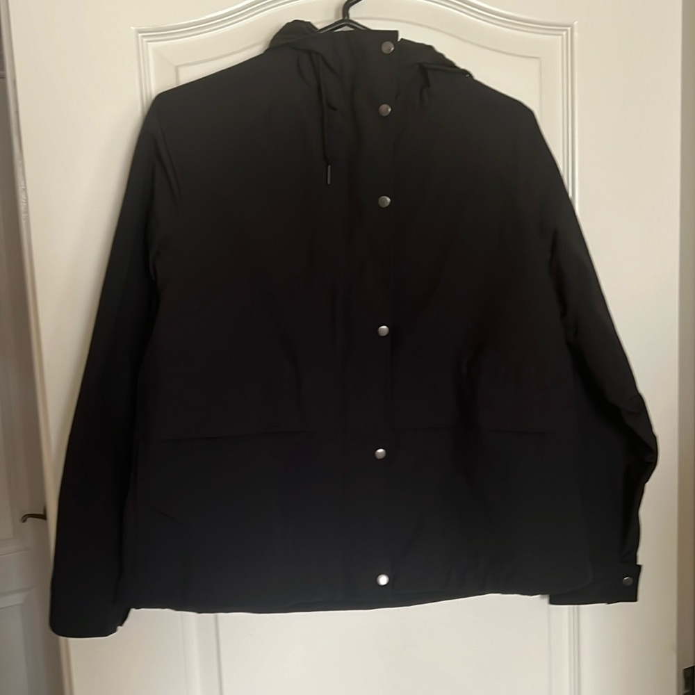 Uniqlo black light jacket
